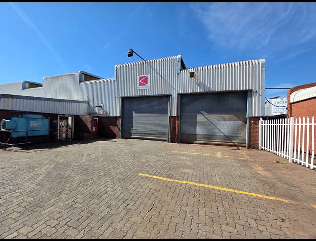 3,168M² WAREHOUSE TO LET IN SELBY